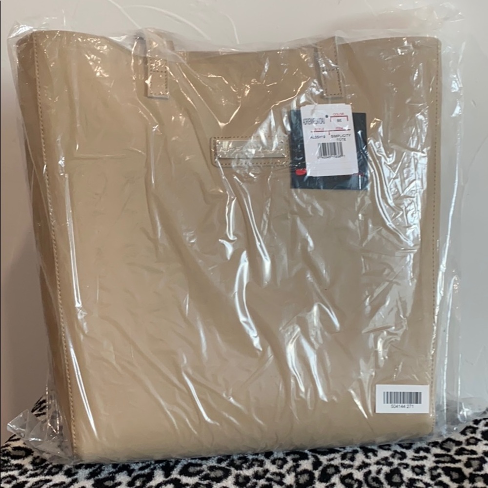 Adrienne Landau Simplicity Tote